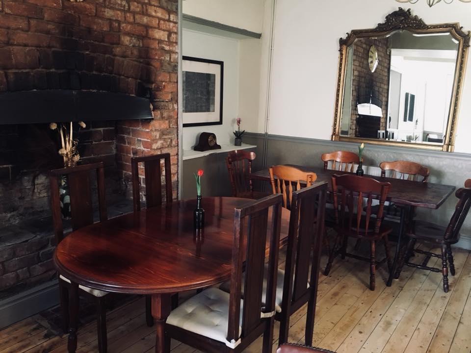 The Cross Keys Hotel Llanymynech Eksteriør bilde