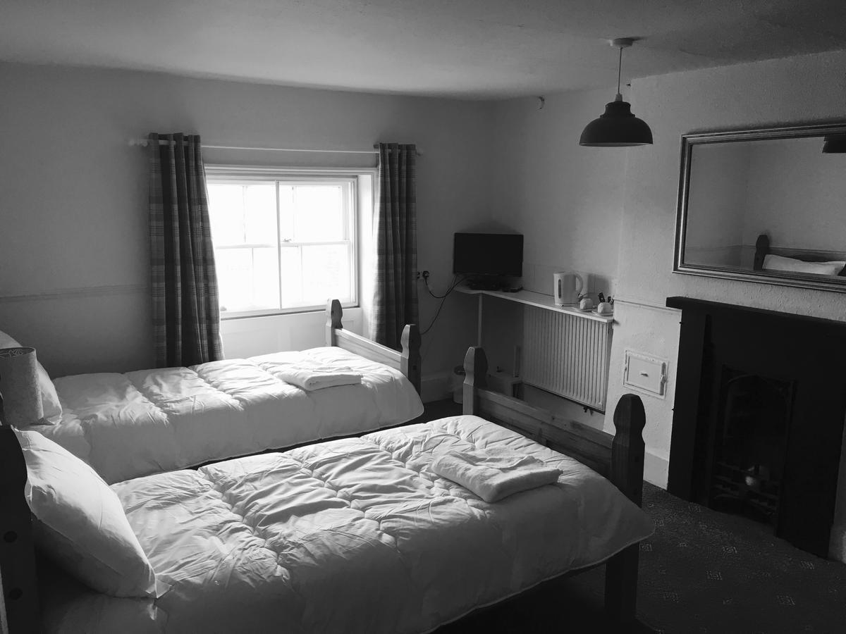 The Cross Keys Hotel Llanymynech Eksteriør bilde
