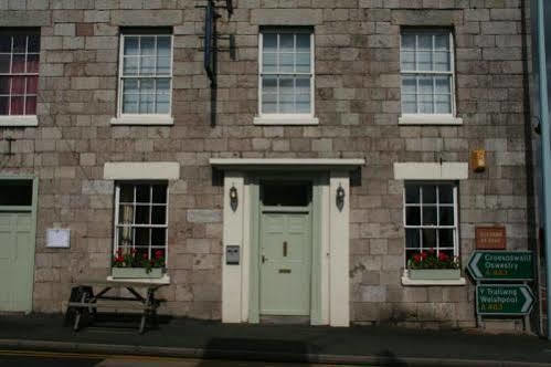 The Cross Keys Hotel Llanymynech Eksteriør bilde